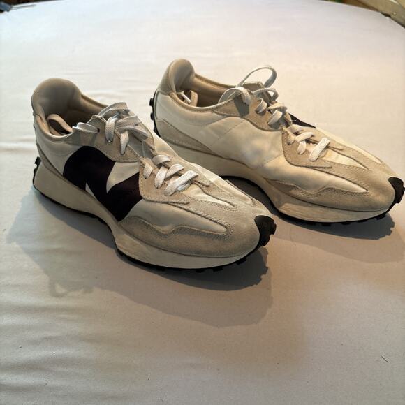 New Balance 327 Sea Salt Black MS327FE Men\'s Size 10.5 - Excellent Condition main image 8